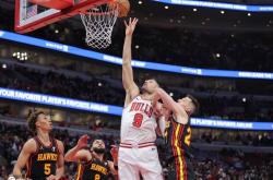 灰熊击败魔术，莫兰特全场表现出色