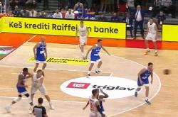 九游体育官方登录入口-包含希腊在对塞尔维亚的较量中力克对手的词条