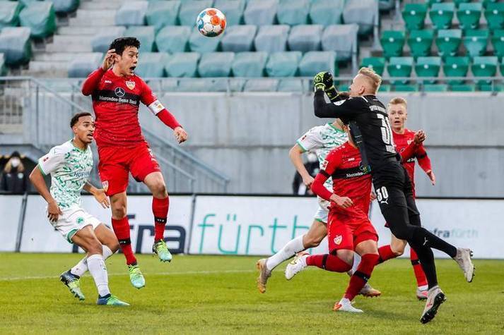 门兴与里尔交手,门兴完胜对手,积分追赶增加 门兴与里尔交手,门兴完胜对手,积分追赶增加