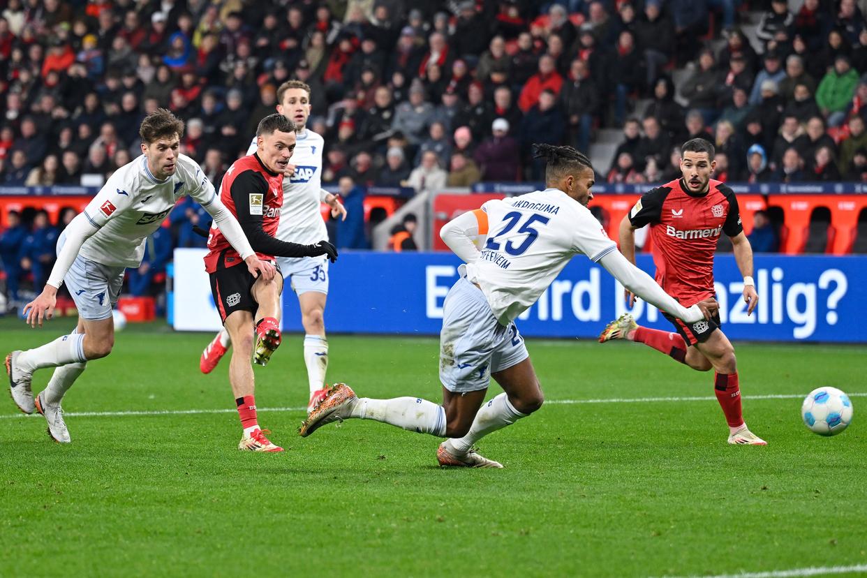 狼堡客场不敌法兰克福，遭遇失利