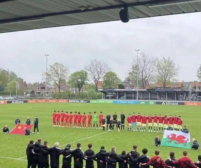 华斯轮换阵容告捷,逼平对手凭借坚强防守捍卫不败战绩的简单介绍 华斯轮换阵容告捷,逼平对手凭借坚强防守捍卫不败战绩的简单介绍