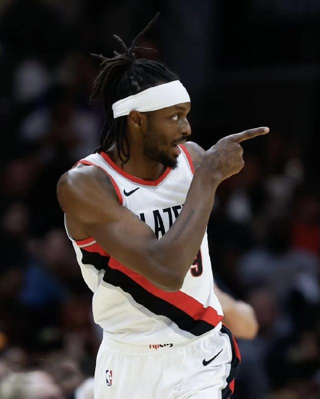 开拓者力克快船,利拉德压哨绝杀锁定胜局!的简单介绍 开拓者力克快船,利拉德压哨绝杀锁定胜局!的简单介绍