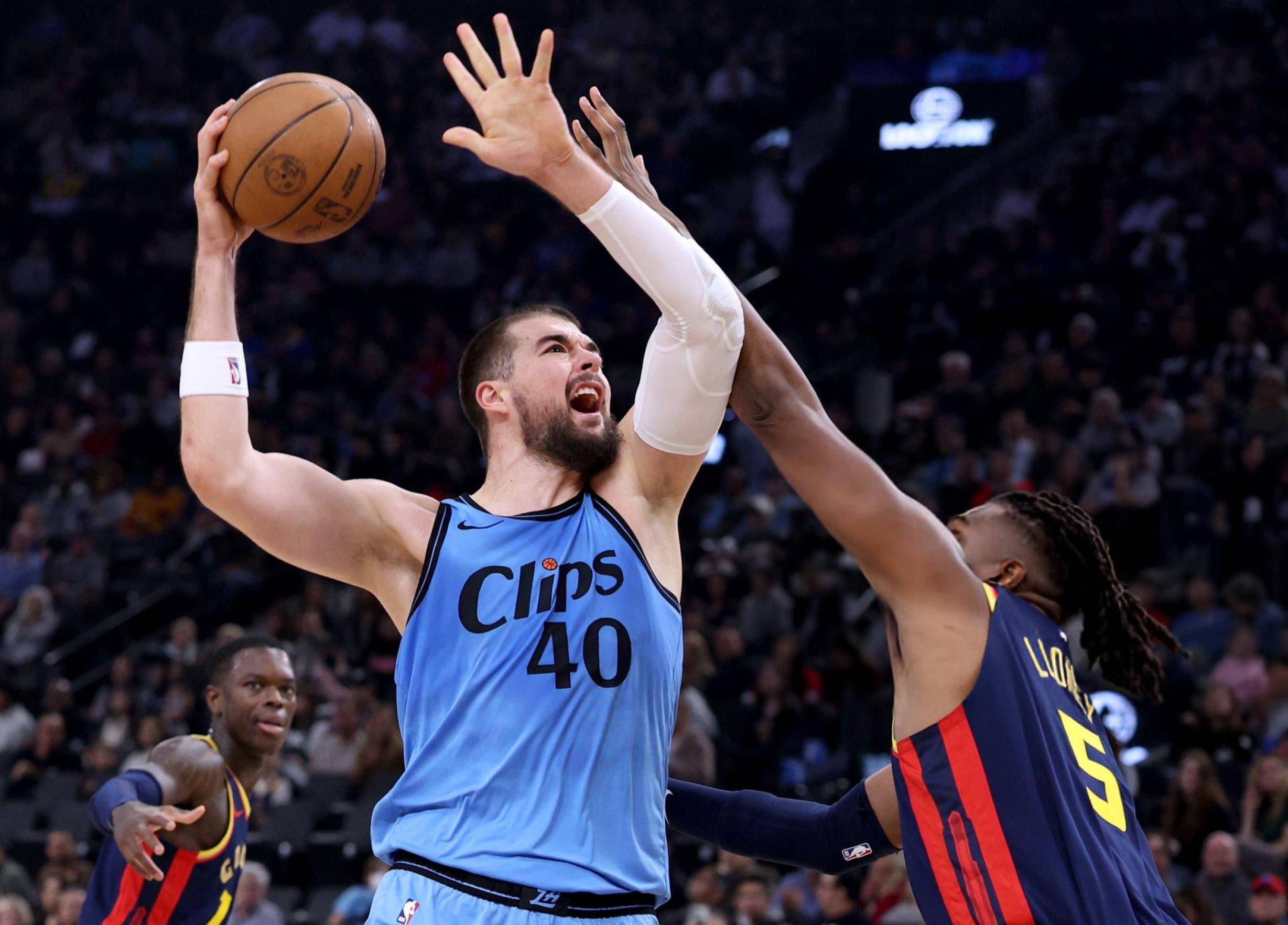 关于勇士遭遇不敌鹈鹕，吃下本赛季首场失利的信息