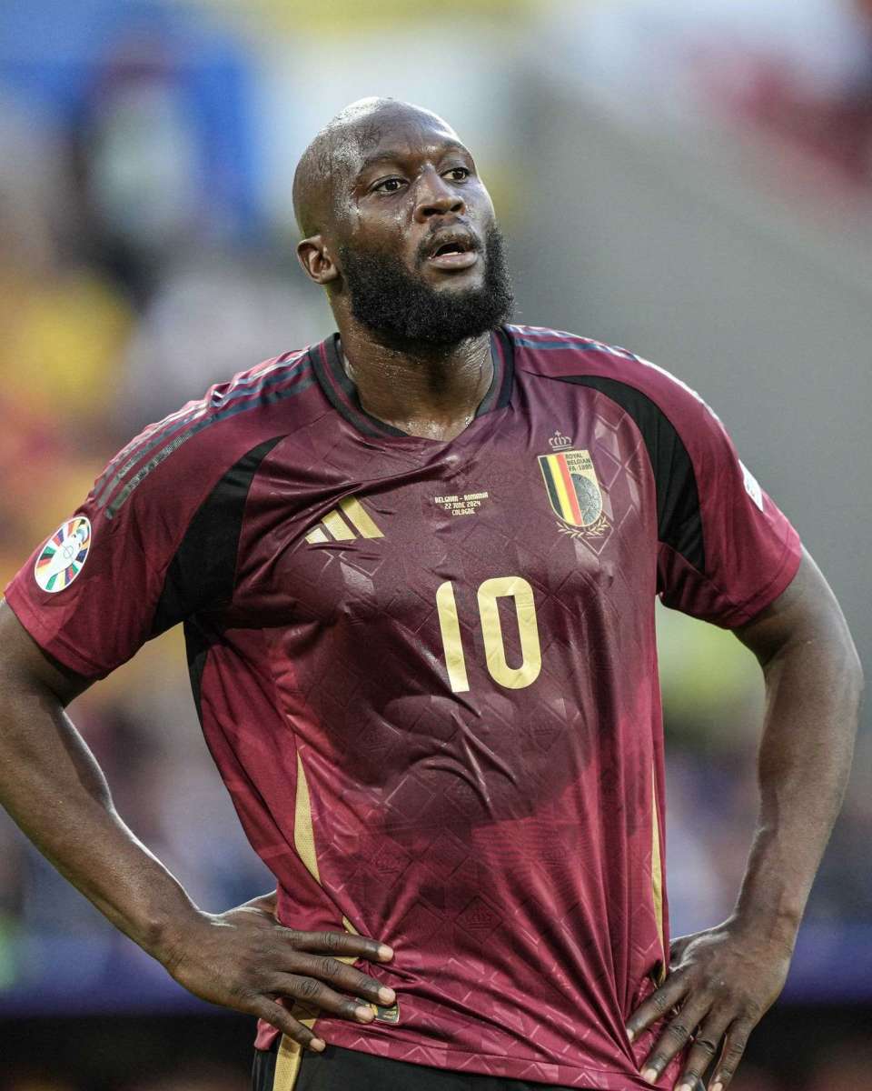 卢卡库前场展现个人能力,成为进攻焦点 卢卡库前场展现个人能力,成为进攻焦点