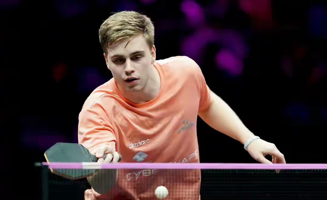 热血对决:洲际强队争夺晋级名额 热血对决:洲际强队争夺晋级名额