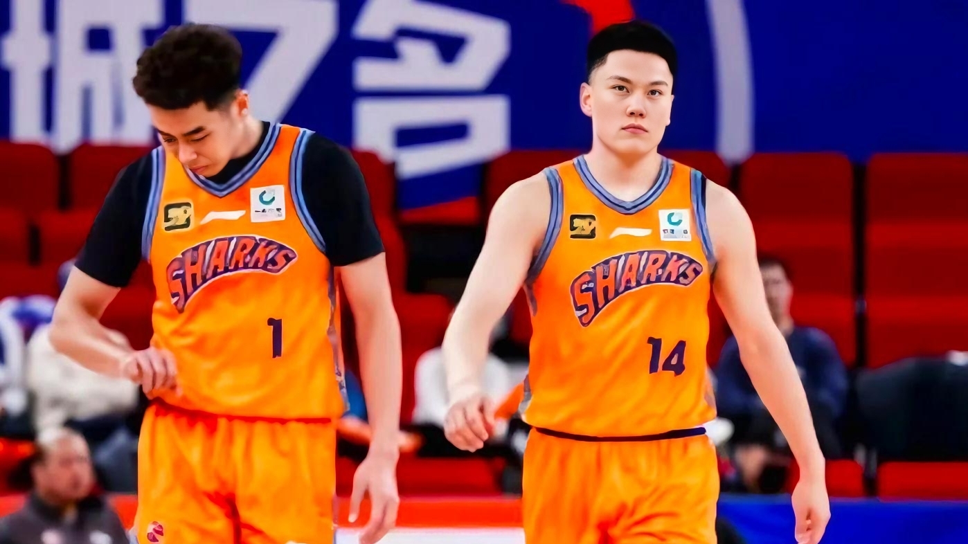 上佳球风战术融合,带领球队屹立不败的简单介绍 上佳球风战术融合,带领球队屹立不败的简单介绍