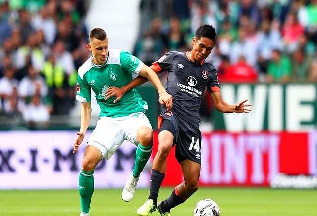 不来梅队门将出色扑救，保住分的简单介绍