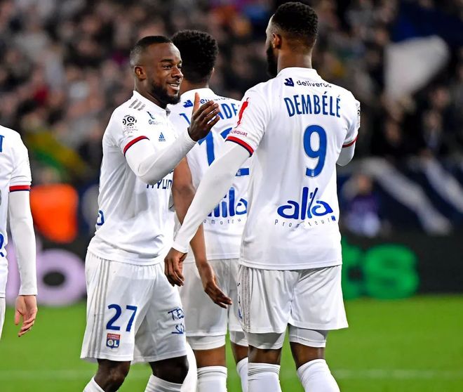 里昂惨败波尔多，遭受恶性连败