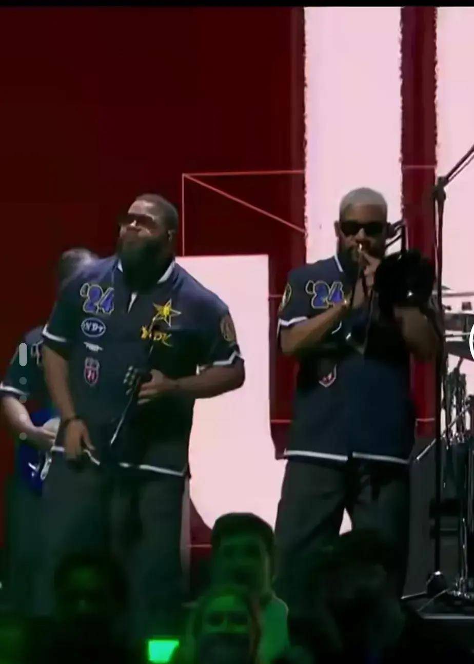 关于欧洲篮球巨星联手对抗，为球迷呈现精彩比赛的信息