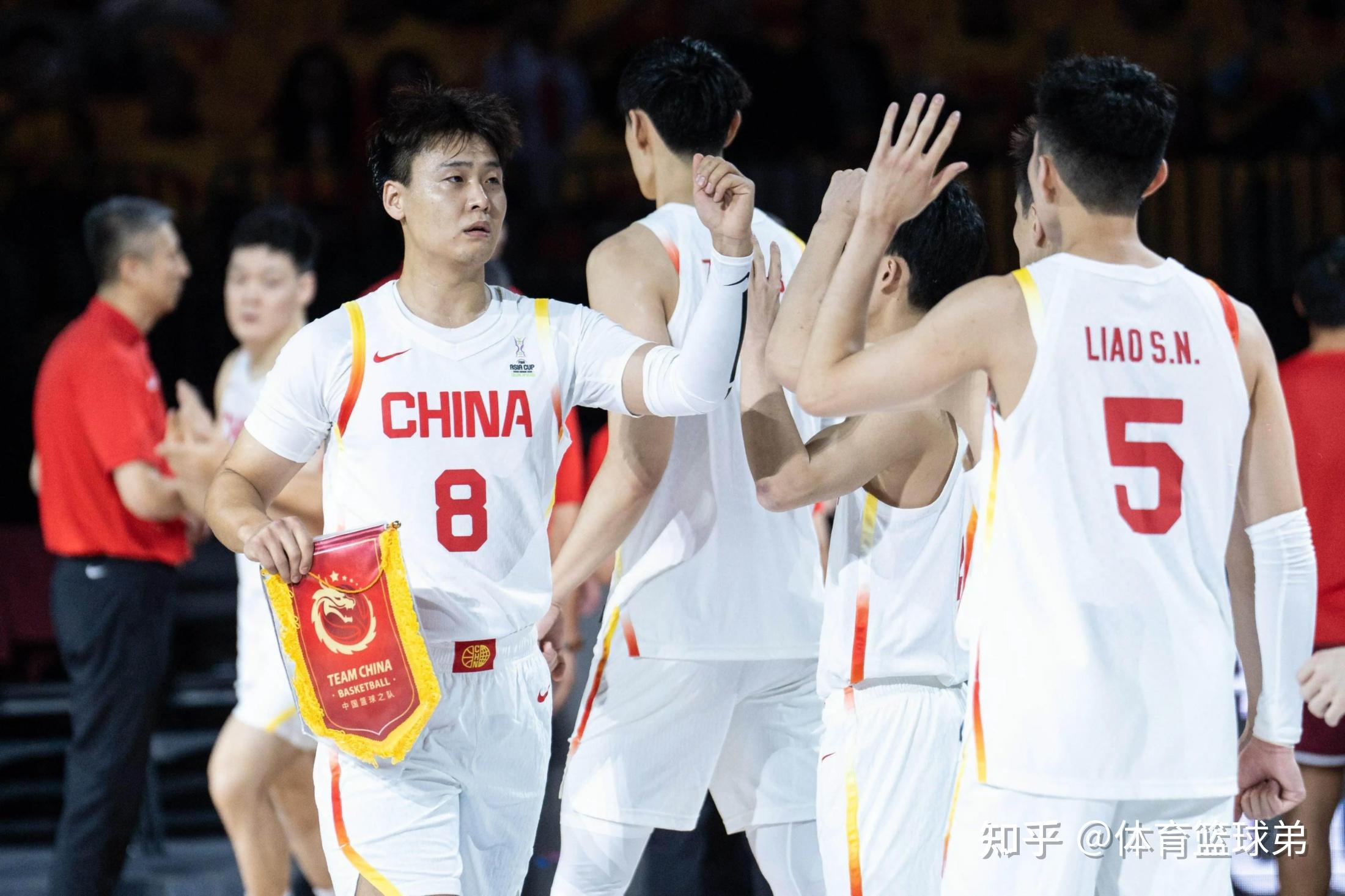 篮球世界杯外援争夺战激烈，热闹非凡！的简单介绍