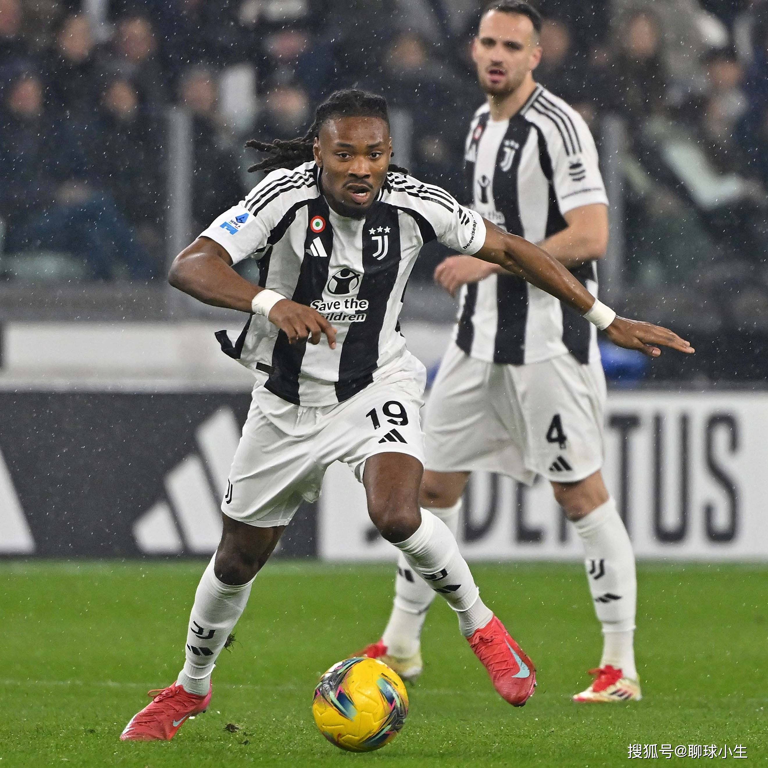 尤文图斯大将伤退,球队备战受挫!的简单介绍 尤文图斯大将伤退,球队备战受挫!的简单介绍