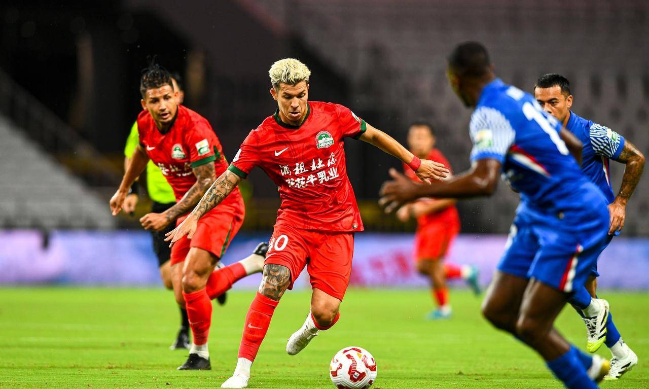 上海申花四连胜，战绩亮眼引瞩目的简单介绍