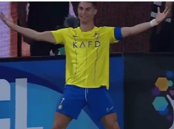 亚冠比赛中球队精彩演绎,球迷惊叹 亚冠比赛中球队精彩演绎,球迷惊叹