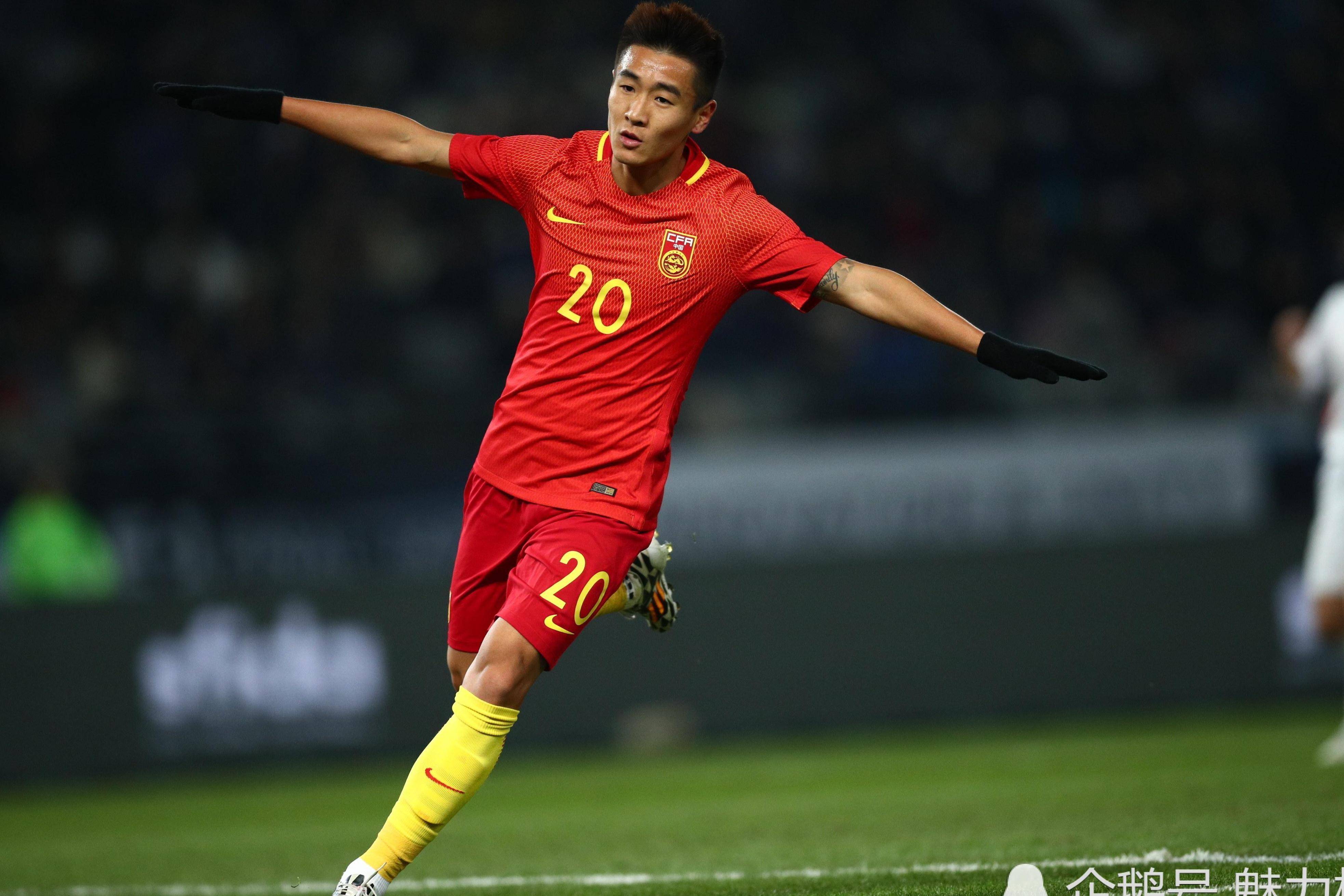 包含足球风云再起,国内球员奋力拼搏争胜的词条 包含足球风云再起,国内球员奋力拼搏争胜的词条