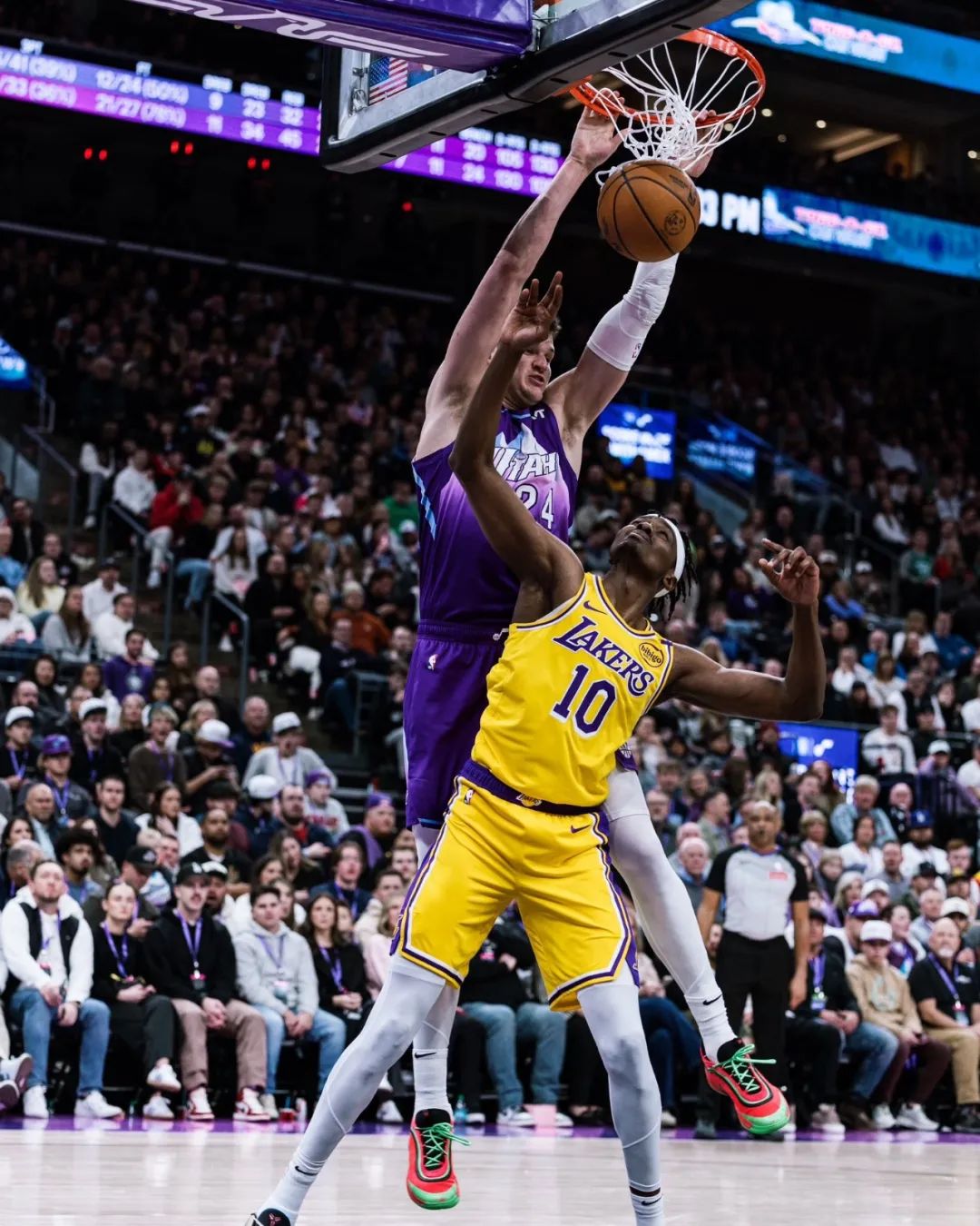 爵士后卫突破瓶颈,成为球队得分引擎的简单介绍 爵士后卫突破瓶颈,成为球队得分引擎的简单介绍