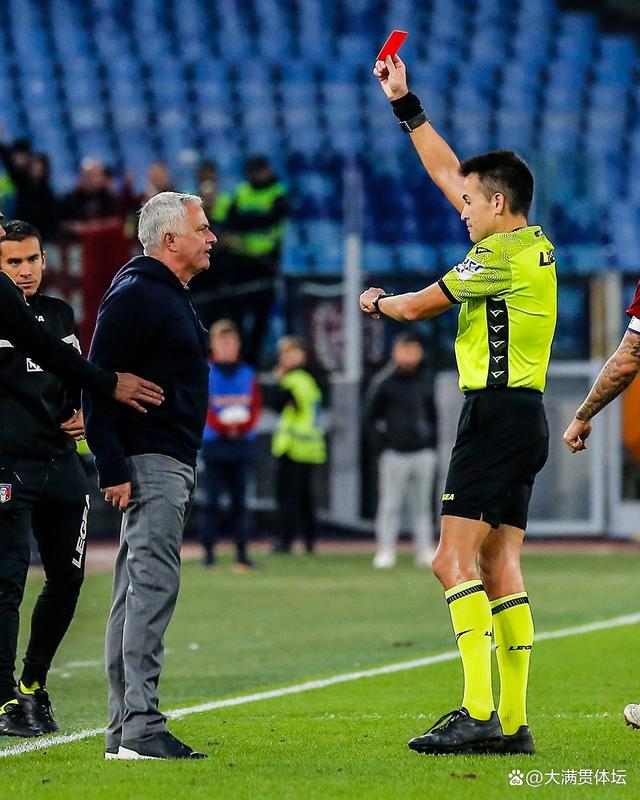 昂热队员遭到红牌罚下,影响球队的简单介绍 昂热队员遭到红牌罚下,影响球队的简单介绍