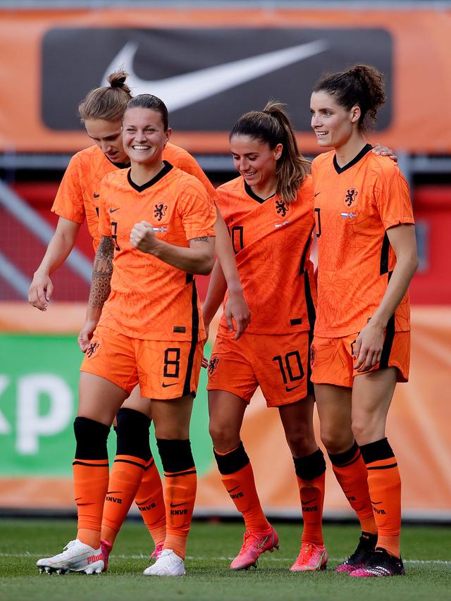 瑞典不敌西班牙,欧锦赛资格岌岌可危 瑞典不敌西班牙,欧锦赛资格岌岌可危